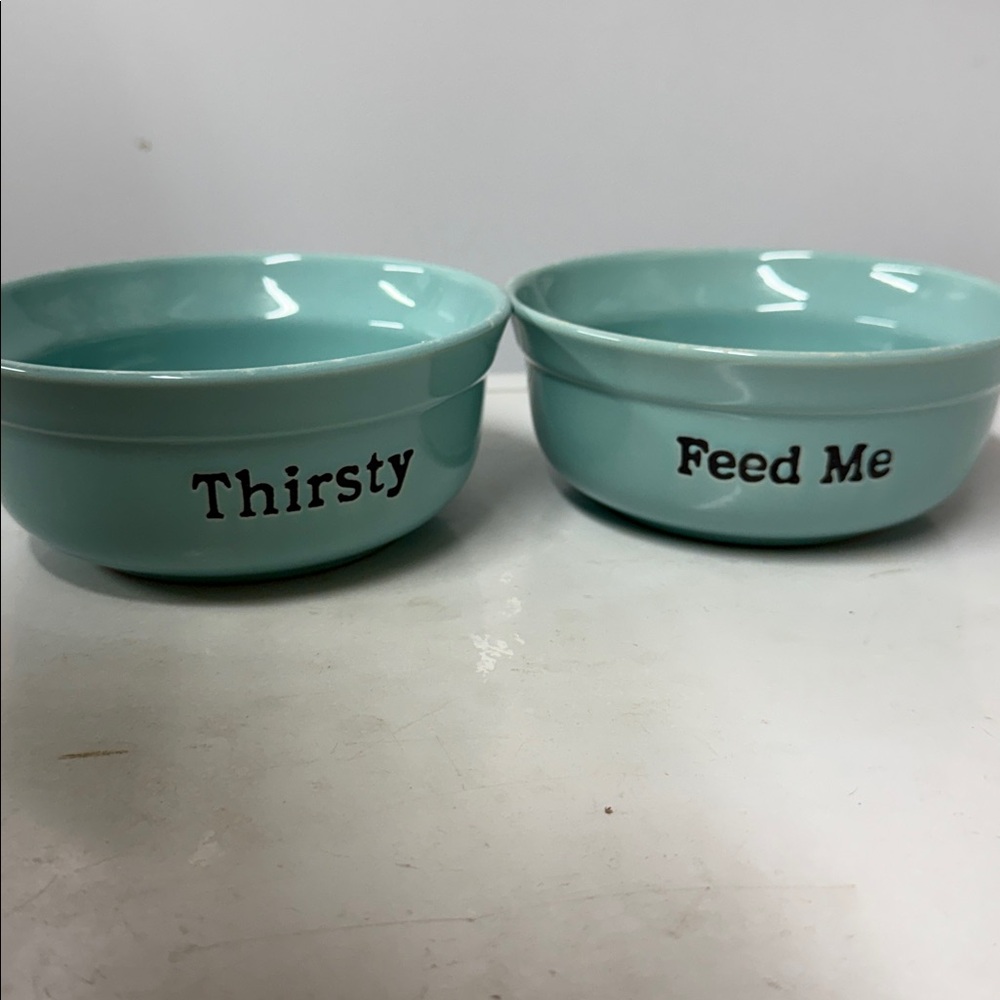 Signature Pet Bowls